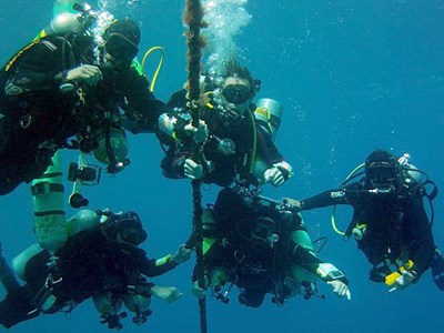 Deep Siam 100m plus team 2013 100 plus team from Eilat