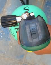 Accurate blends from Dive Aqaba Oxygen Analyser