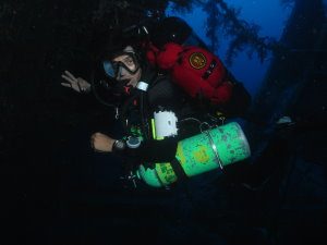 Deep Wreck Exploration Deep Wreck Diver