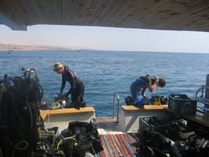 Tidying up after a good days diving
