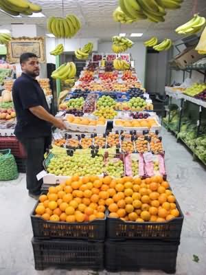 fruit shop