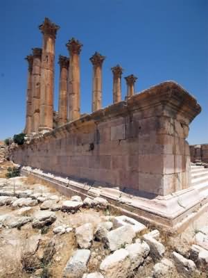 roman temple