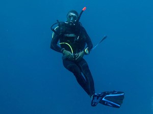 Diver hovering
