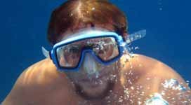 Izz free diving