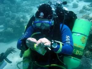 opening fruit juice on 131m Dive in Aqaba