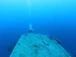 Leaving Taiyong wreck
