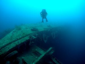 Over the Taiyong wreck